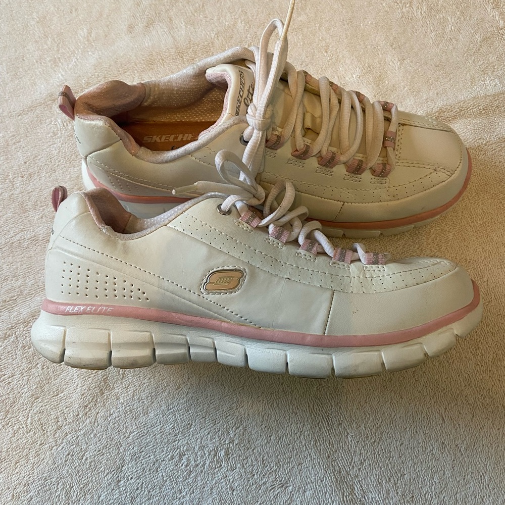 Skechers Women's Cream and Pink Sneakers